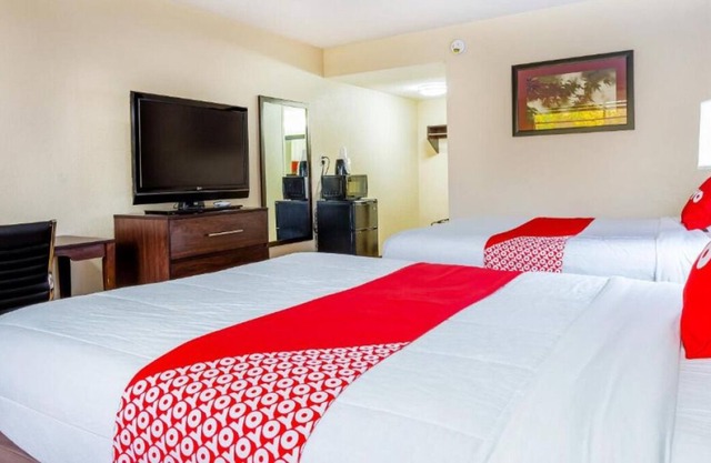 Pleasant Stay, Convenient Location! Close to Black Hawk State Historic Site