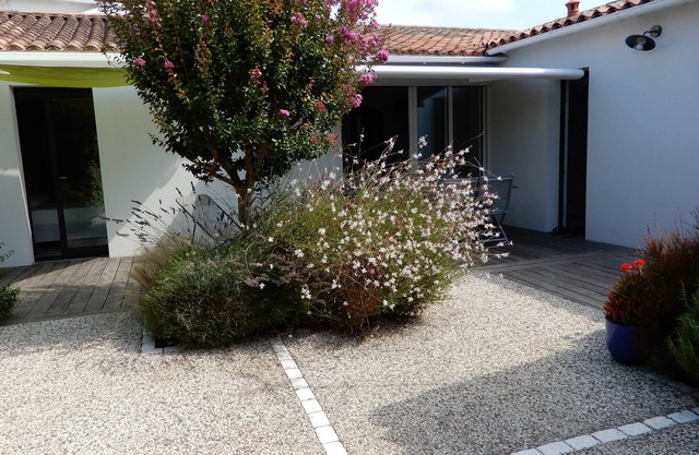 Pleasant two-bedroom house close to the sea and shops