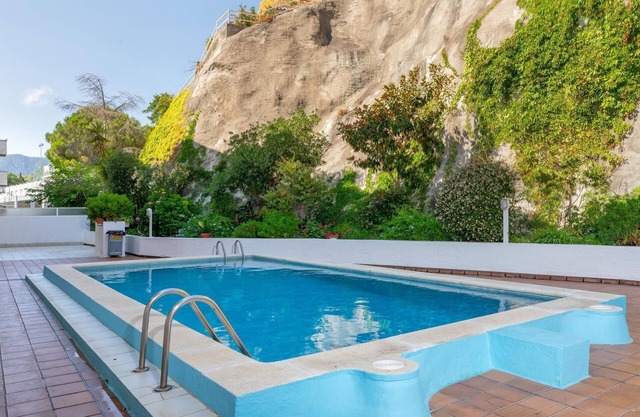 POOL APARTMENT NEAR BEACH 5