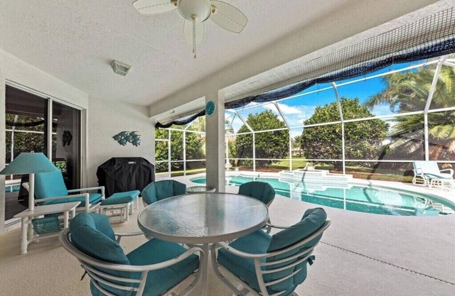 Pool Home in the Sandpiper Bay Resort area!
