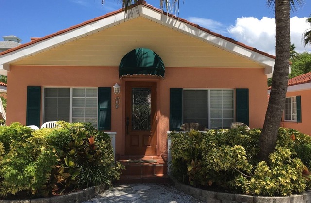 Pool Side Cottage – #11