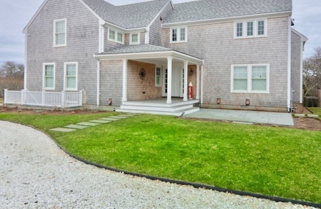 Pool with hot tub and patio in Tom Nevers
