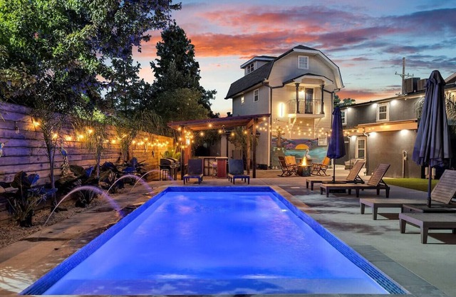 Poolside Bliss! Fun-Filled 7BR Stay near City Park