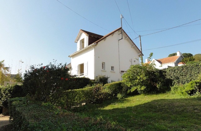 PORNIC, 50 m from coast and beaches, 150 m from thalassotherapy.