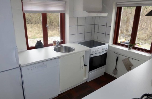 Porsehuset - Three Bedroom House, Sleeps 7