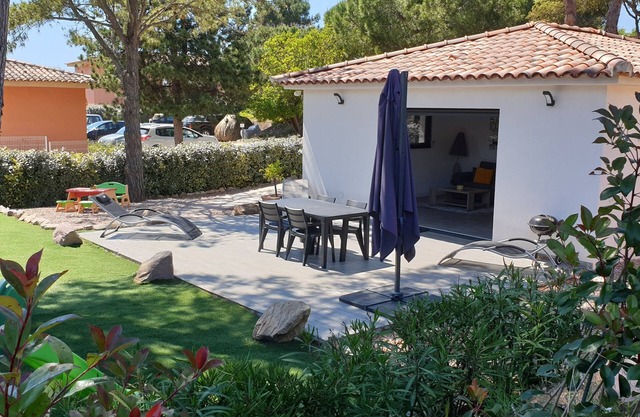PORTICCIO QUIET AND CLIMATE VILLA 5 MIN FROM FOOT OF AGOSTA BEACH