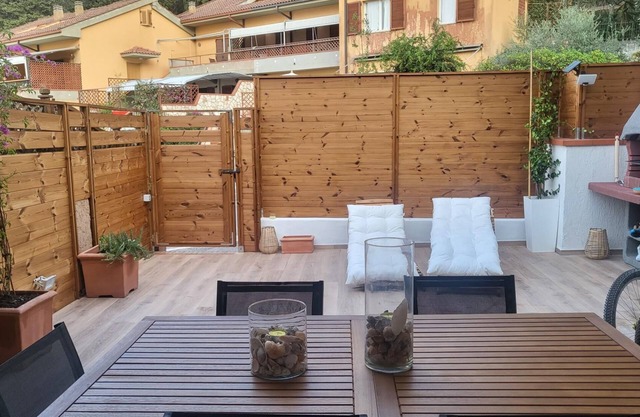 PORTO ERCOLE HOUSE IN CENTRAL AREA - RESIDENTIAL AND QUIET