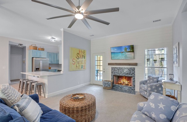 Practically perfect! Quiet mid-island beach retreat, centrally located to all!