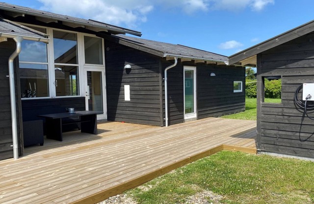 "Preben" - 500m from the sea by Interhome