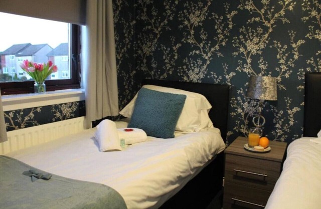 Premier - Fleming Apartment