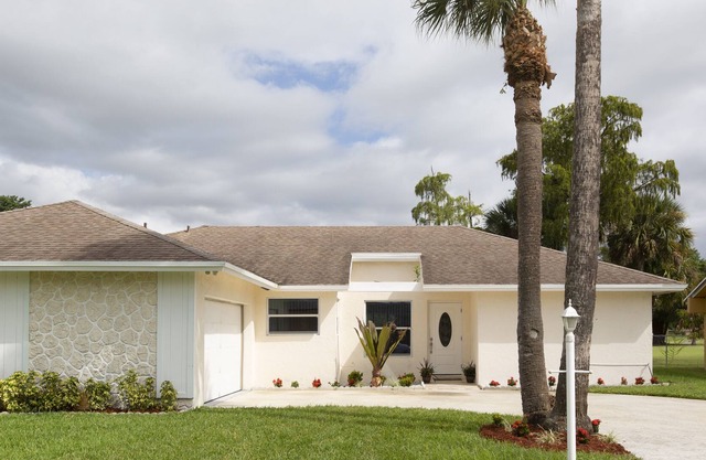 PREMIUM HOME IN WEST PALM BEACH
