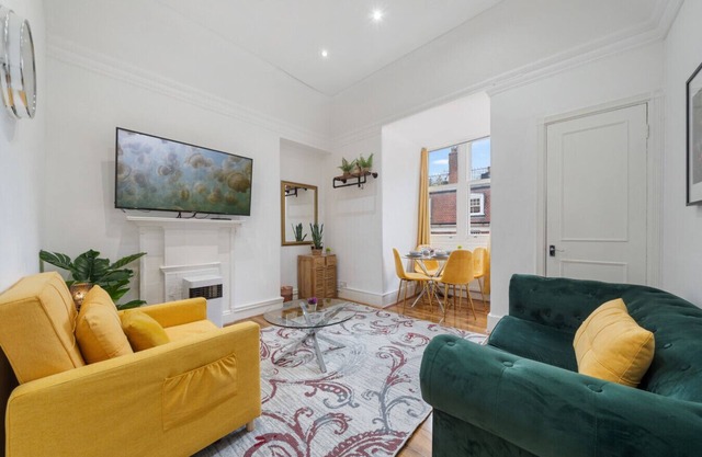 Prestigious Apartment on Oxford Street - 2 Bedroom