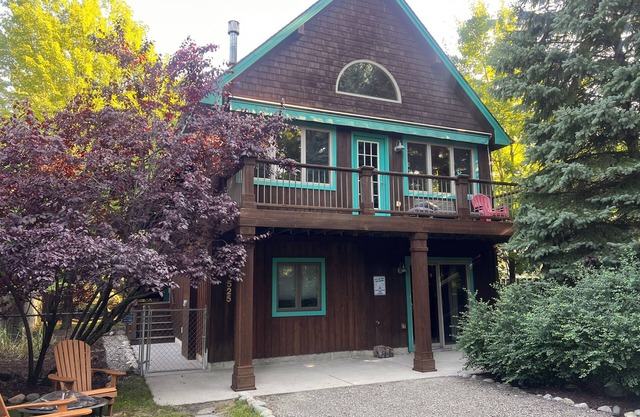 Prime Leland location, walking distance to everything Fishtown has to offer!