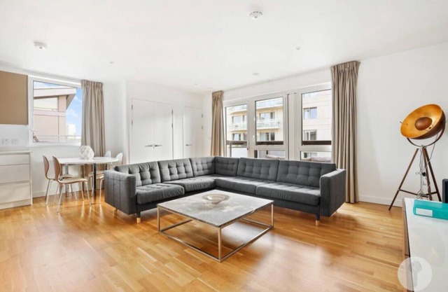 Prime Location | Modern Apartment | East London, Stratford Olympic Park, E20
