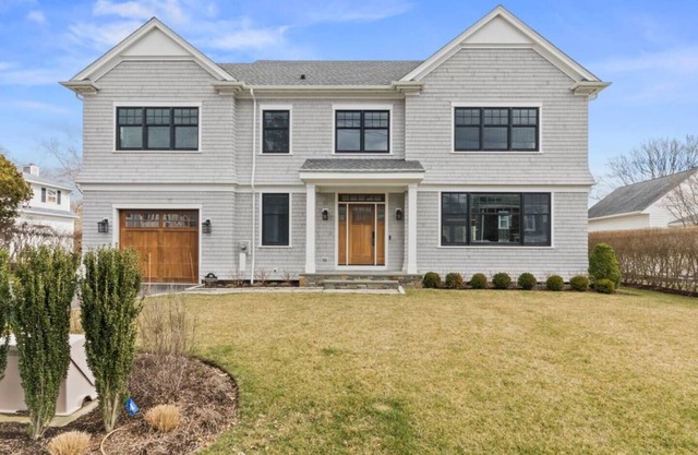Pristine 4-bedroom home located in the heart of Newport