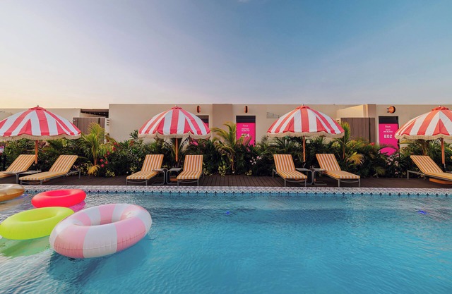 Privada Stays - Private Pools & Colorful-Chic Boutique Hotel