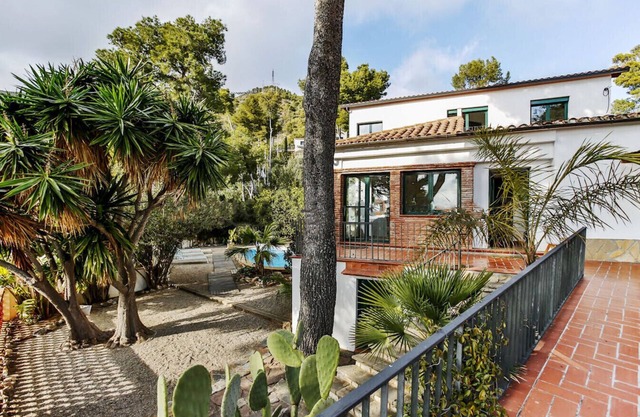 Private and Charming Villa 5 min to Beach and 20 min to BCN!