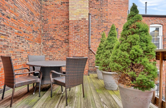 🌲Private Deck🌻5 StarSunny🐶Dogs Ok🌲Laundry🌻Stunning