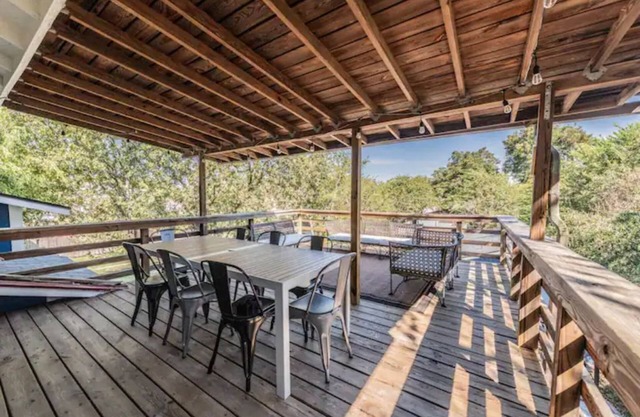 Private Deck & Patio @Pearl/Riverwalk +Parking