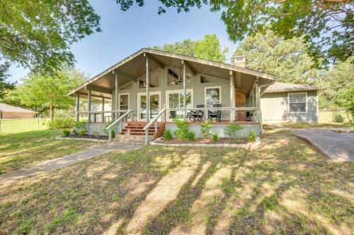 Private Dock and Fire Pit Cedar Creek Reservoir Gem