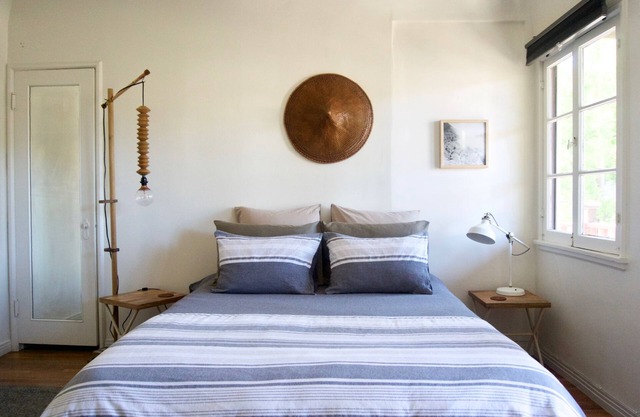 Private Entrance, 1Bedroom, Kitchenette, Bathroom