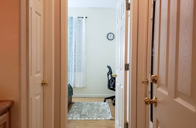 Private Entrance with beautiful Spot for you and your family!