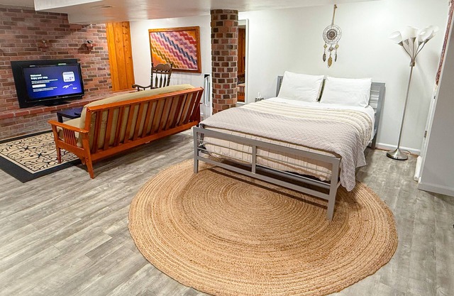 Private Guest Suite near NASA, UMD, and DC
