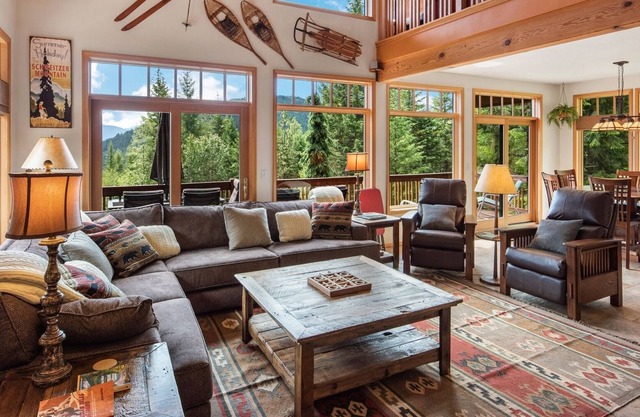 Private Home on 20 acres | Lake Views | 5 mins to Garfield Bay