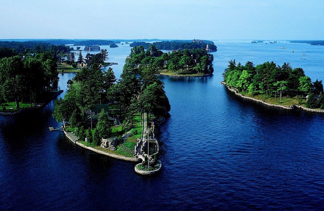 PRIVATE ISLAND, VIEWS, SAUNA, SPA, HOME THEATER