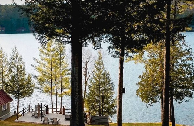 Private Lakefront! Sleeps 18! Outdoor Kitchen! - Sleeps up to 18 among two houses with 7 beds, 6 bed