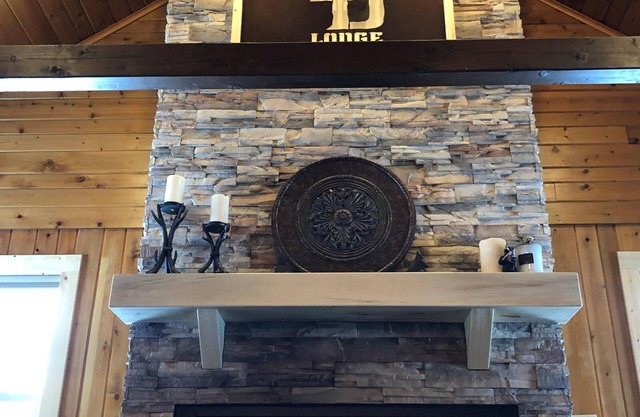 Private lodge on150 acres, centrally located to explore UP