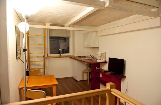 Private Maisonette in Berlin's most central district next to the river Spree
