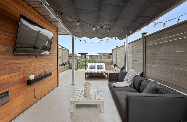 Private oasis rooftop