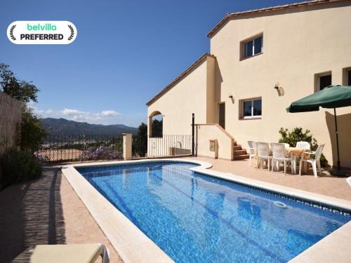 Private Pool Villa, 8 Guests