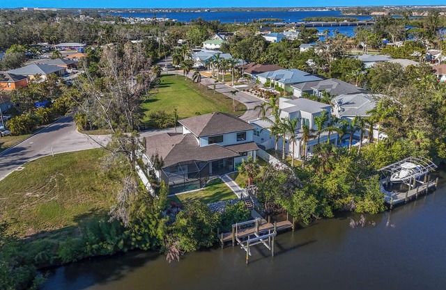 Private Pool | Waterfront Dock & Kayaks