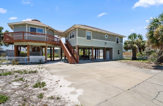 Private Primary Suite | Steps from the Beach | Beach Getaways AV