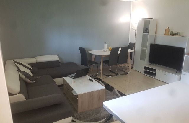 Private room for rent quiet near Paris Orly Airport
