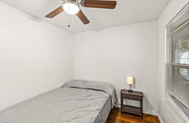 Private Room near Texas City#4