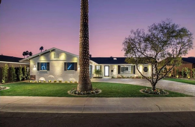 Private Scottsdale Oasis