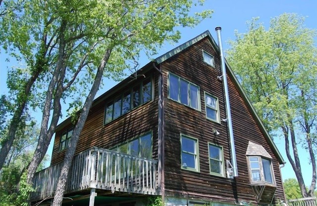 Private & Secluded; Sweeping Views Over Valley