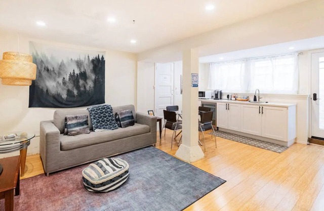 Private Spacious Modern Potrero Garden Oasis Suite