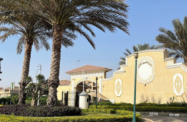 Private villa in Newcairo Centrepoint with 2 separated doors “2 families”n
