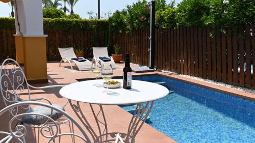 Private Villa with pool - CA3LT