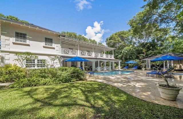 Private Villa Yet Only A Short Walk To Sandy Lane Beach - Cook & Butler Included