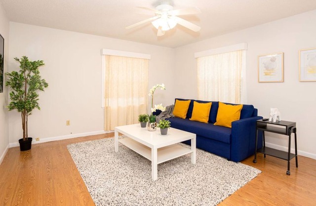 !~Prominent & Stylish 3BR Home near Long Beach~!