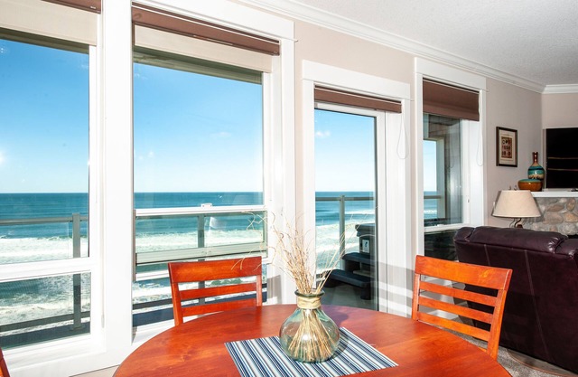 Promo! 3rd Floor Oceanfront Corner Condo, Private Hot Tub, WiFi & Indoor Pool!