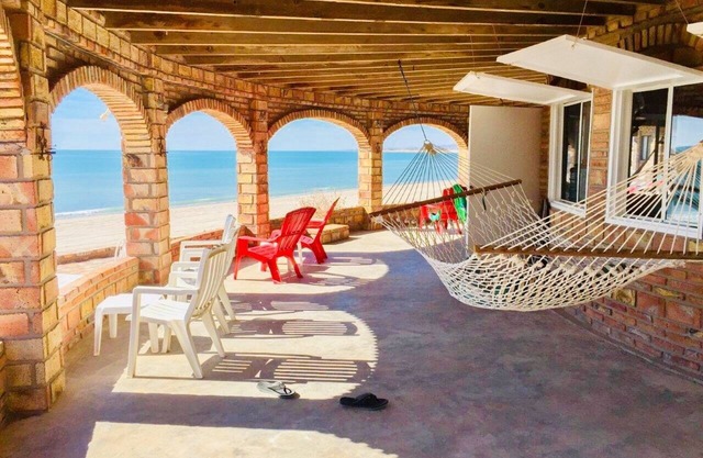 Promo - Awesome -Beach Front Villa on Sandy Beach - Hi Speed Wi-Fi