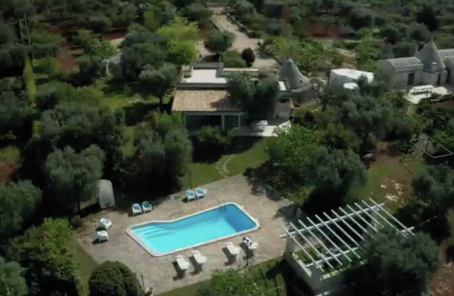 PROMOTION-Trulli delle acacie Resort with swimming pool, a short distance from the sea