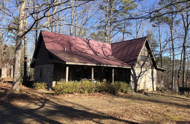 Prospect Mountain Sportsman's Lodge with private fishing lakes