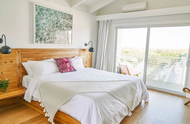 Proximity at its Best! Free Parking, Beachfront Property with Swimming Pool